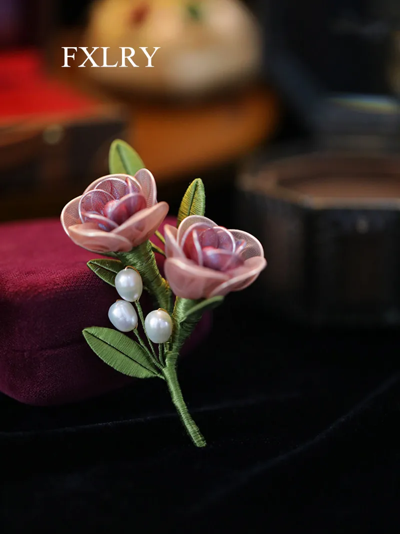 

FXLRY Original Design Handmade Cloth Art Corsage Wrapped Rose Flower Brooch For Women Pin Decoration Coat Accessories