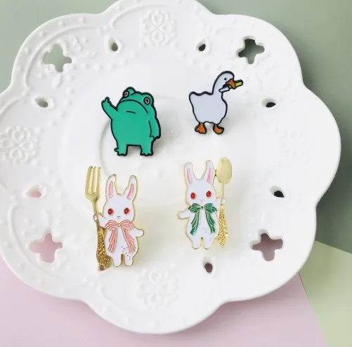 

10Styles Honk Honk Enamel Pin Custom Naughty Goose Brooch Bag Lapel Pin Cartoon Funny Animal Badge Jewelry Gift for Kids Friends