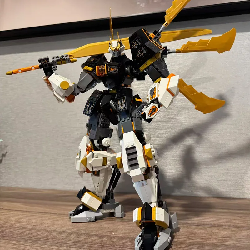 

1055pcs Kou's Titan Building Blocks Phantom Ninja DIY Assemble Bricks Model Toy Birthday Christmas Decoration Gifts