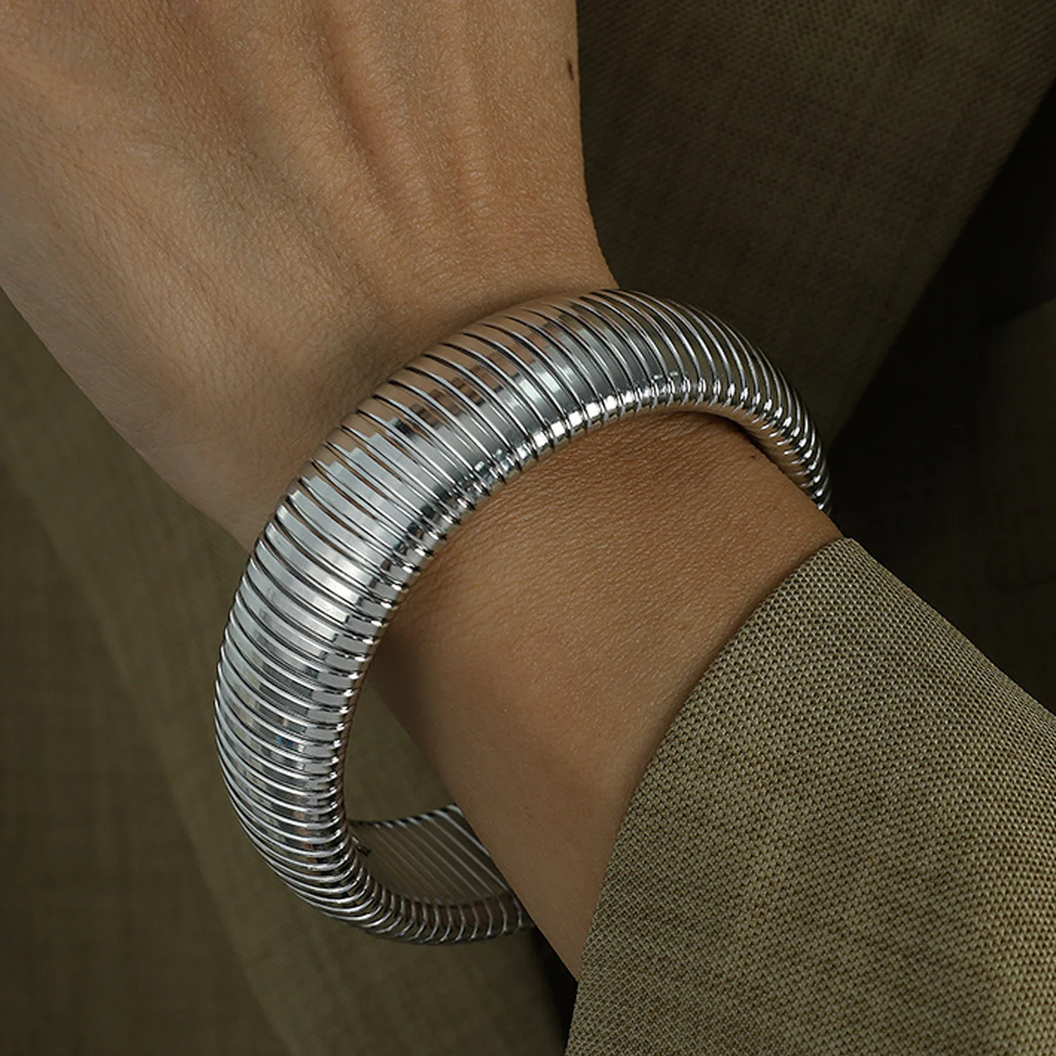 

Thick Elastic Ladies Bracelet Elegant Wide Wristband Bracelet