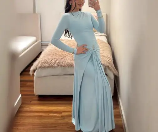 가을 신상 여성용 연한 파란색 긴소매 맥시 드레스 트위스트 매듭 디테일과 플리츠 디자인 슬림 핏 우아한 롱 스커트