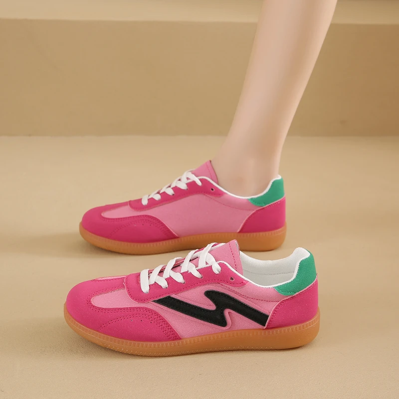 2025 New Fashion Designer Sports Shoes Women Pu Leather Jogging Sneakers Girls Casual Vulcanize Shoes Femme Tenis Flats
