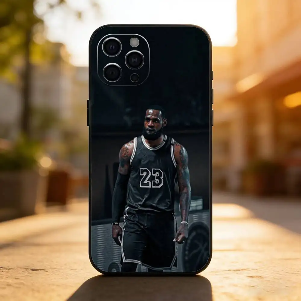 حافظة هاتف كرة السلة L-Lebron James 23 لهواتف iPhone 17,16,15,14,13,12,11 Plus, Pro,Max,XS غطاء ناعم من السيليكون الأسود