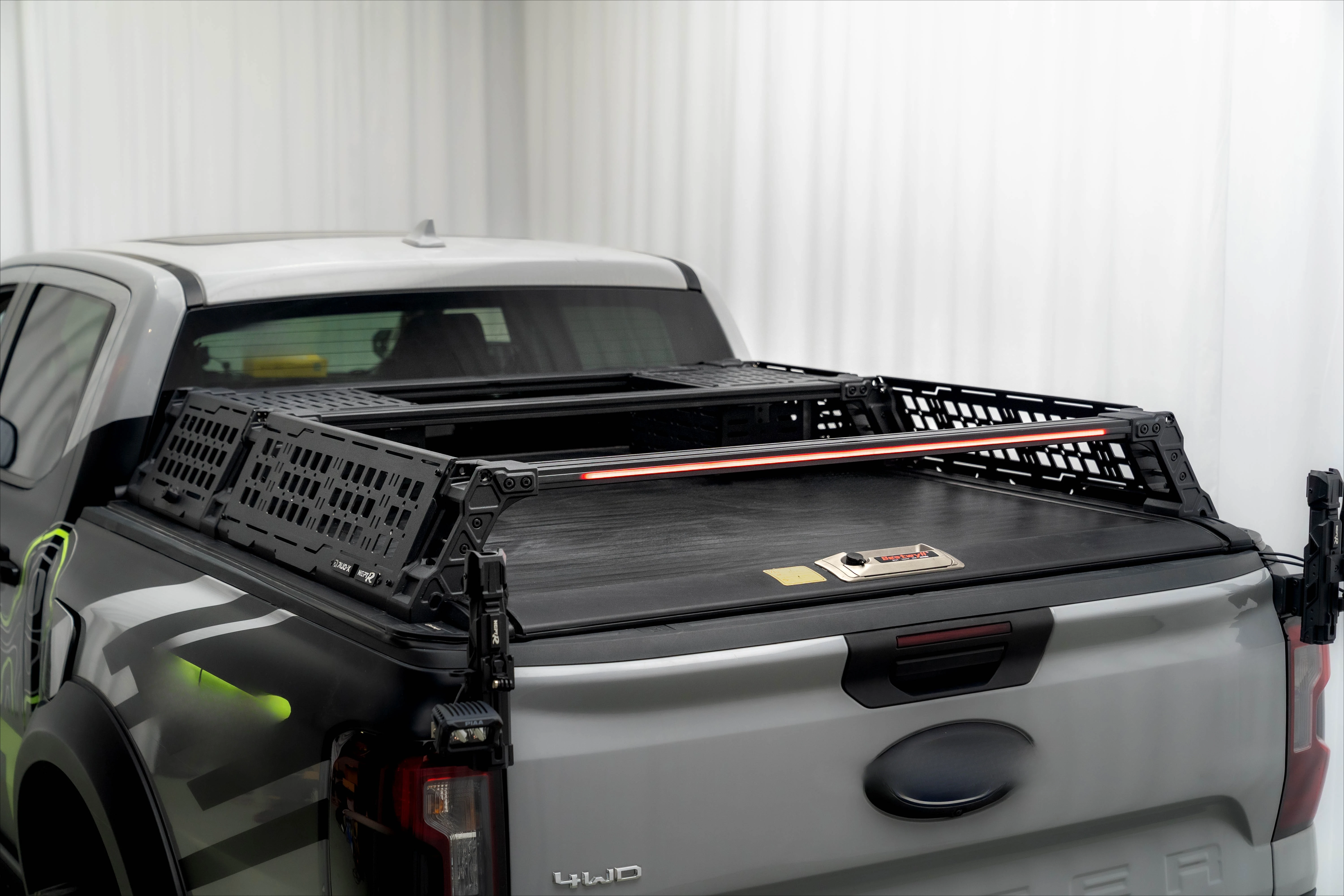 Multifunctional Aluminum Alloy  4x4 Car Roof Racks for Pickup Trucks Adjustable and Roof Mount for Luggage Storage
