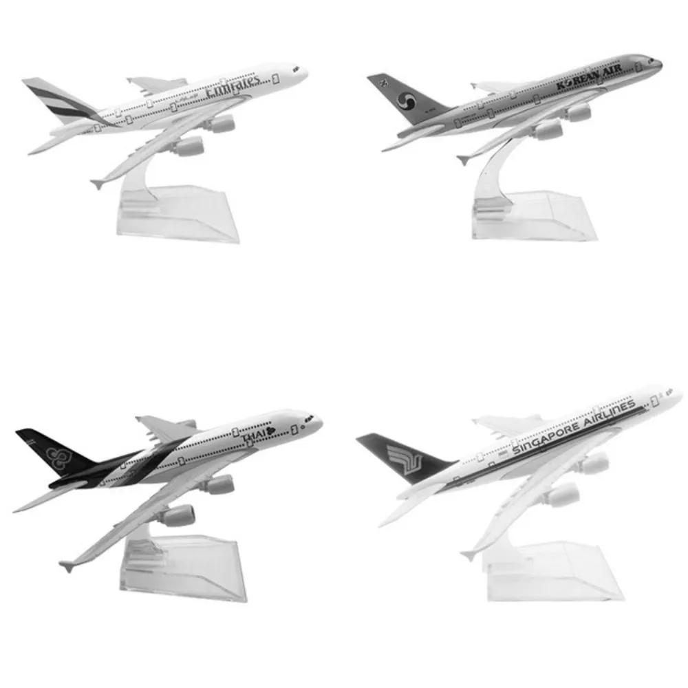 

Высококачественная модель самолета GOL Airlines (Бразилия), 16 см, масштаб 1:246, 10 вариантов, литой металлический сплав, коллекционная.