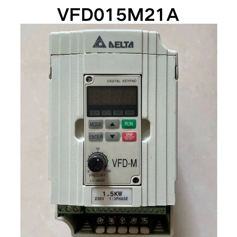 Second hand test OK VFD015M21A frequency converter