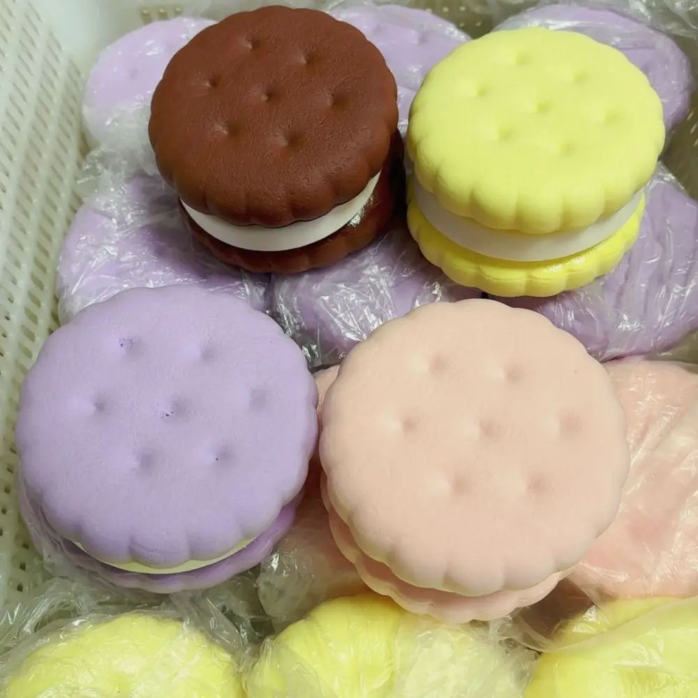 Soft Texture Slow Rebound Cake Portable Slow Rising Pinching Squishy Fidget Squishys Simulation Squishy Simulated Cake