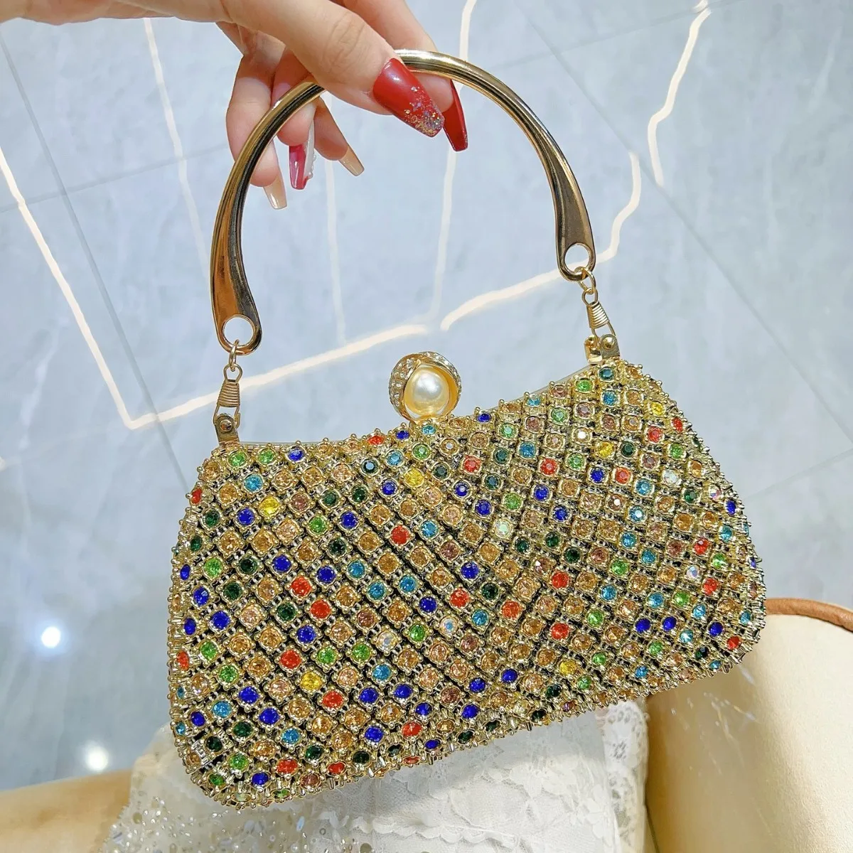 New Cross-border Dinner Diamond Clutch Bag Women's Chain Box Handbag Faionable Hand-held Bag Daily Use Hard Ell Bag