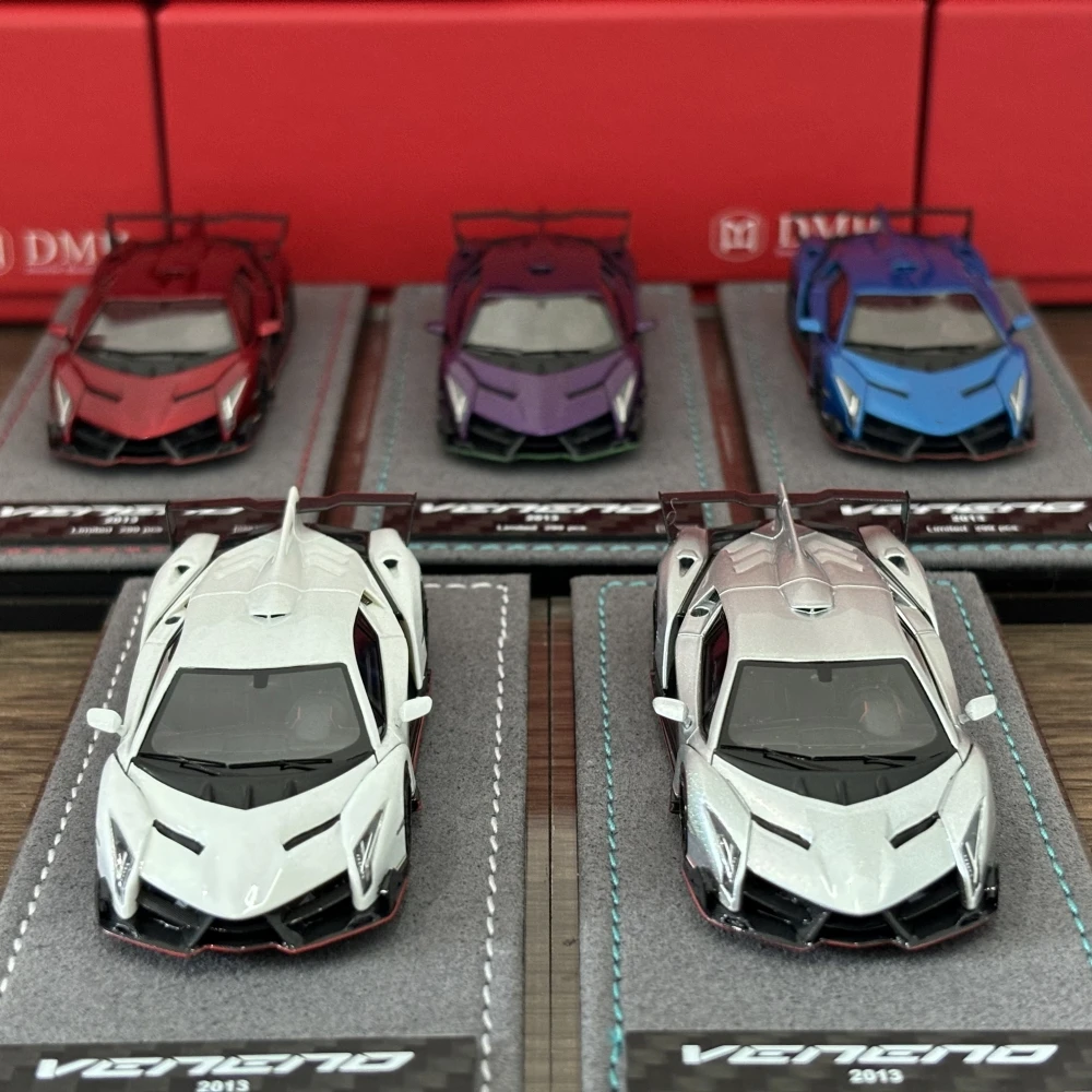Existencias DMH 1/64 Veneno, modelo de coche de resina de cinco colores en regalo de colección 2025