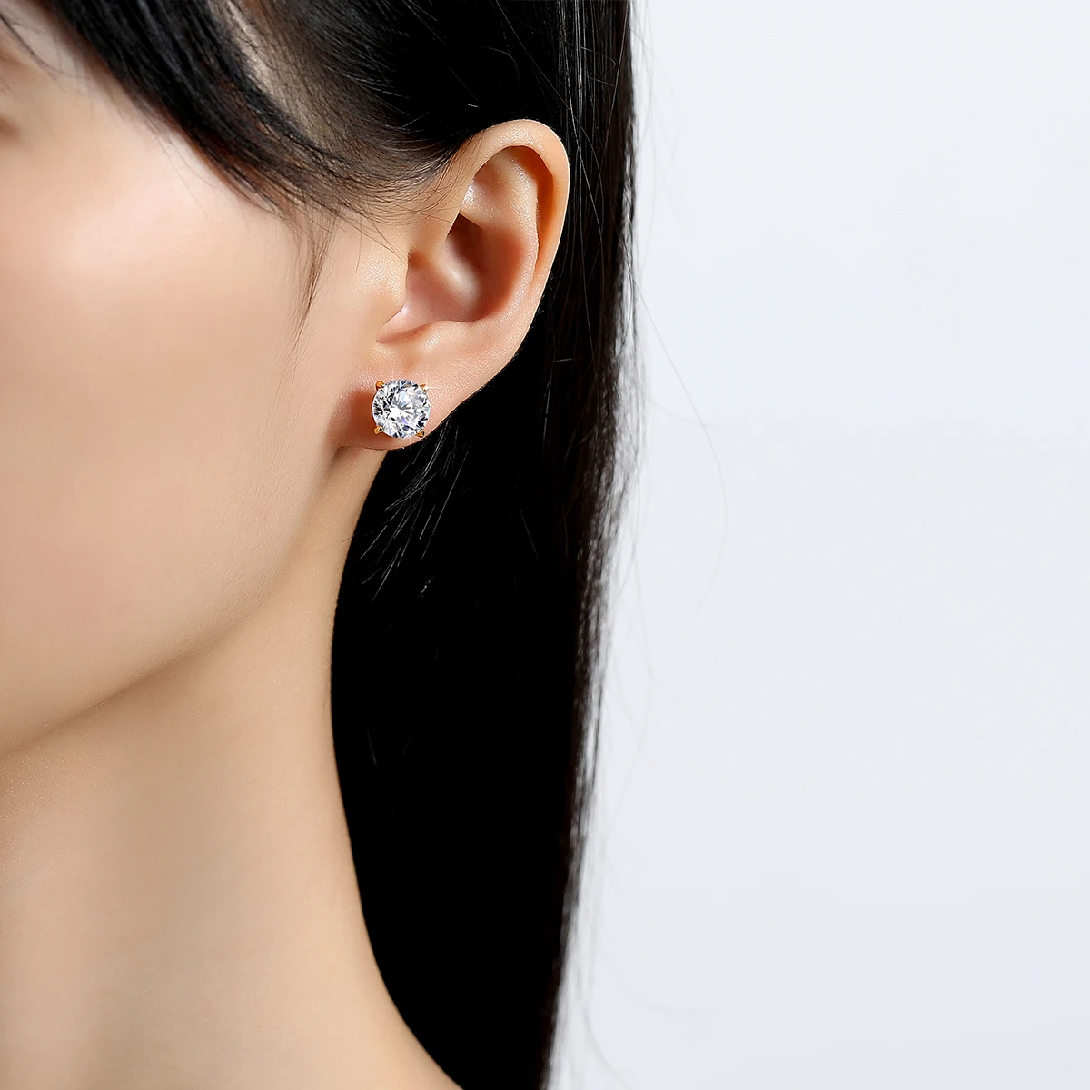 1pair 14K Gold Moissanite Stud Earrings for Women Simple Classical 4-Prong Lab Diamond Ear Stud Wedding Engagement Gift Jewelry