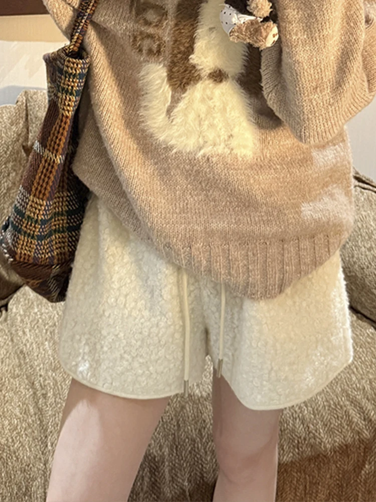 شورت نسائي من فرو الضأن الصناعي عالي الخصر لباس خارجي سروال ساخن، شورت صوف دافئ للخريف والشتاء على الموضة الكورية #3