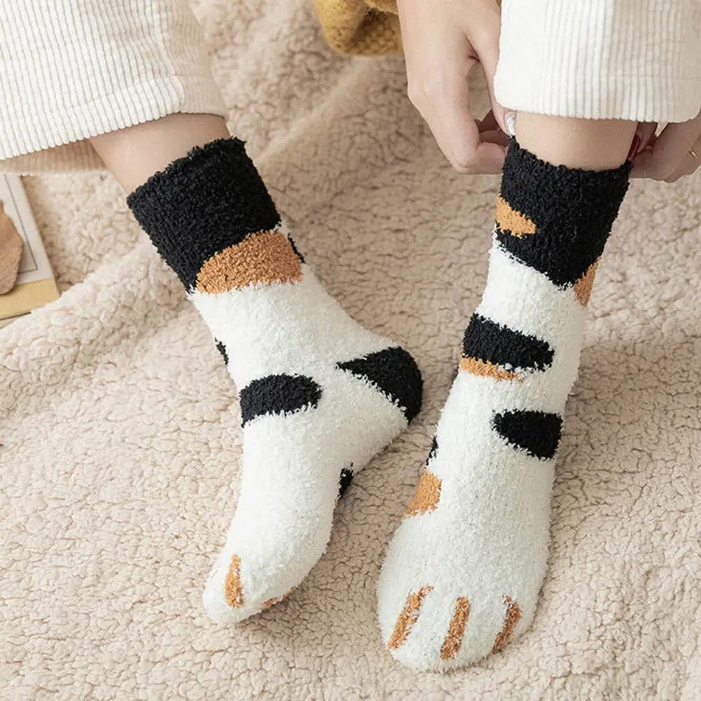 Soft Coral Velvet Women Socks Cozy Cartoon Cat Paw Women's Socks Bundle 10 Pairs of Thick Coral Fleece Mid Tube Socks for Daily