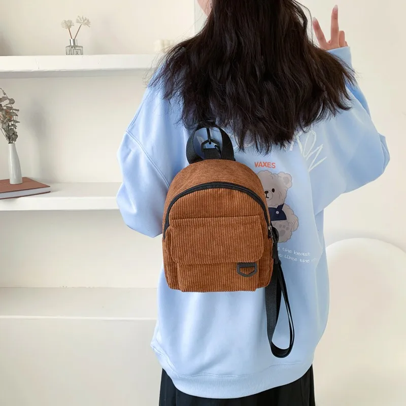 Mini mochila de pana para mujer, morral pequeño de Color sólido, sencillo e informal, para viaje, 2022, 2023