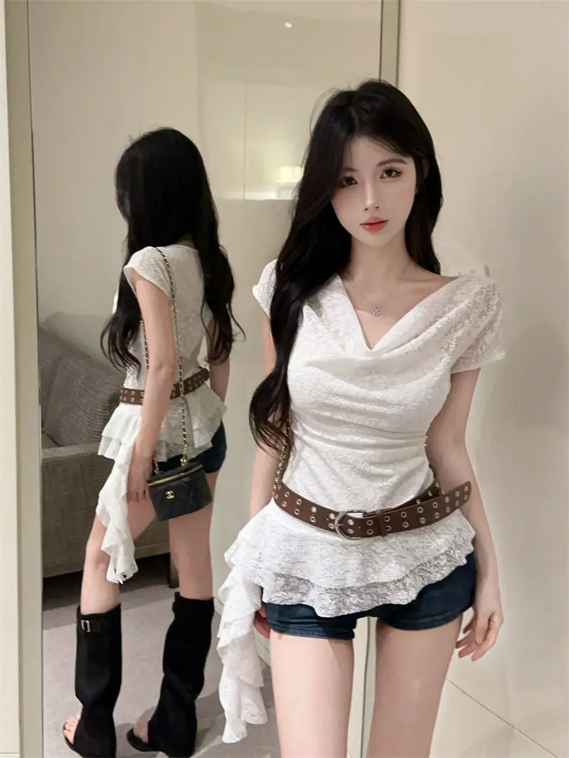 Irregular Fringed Leaf Halter-neck Lace Top - Summer New Style - Layered with T-shirts and Paired with A Belt Y2k Top