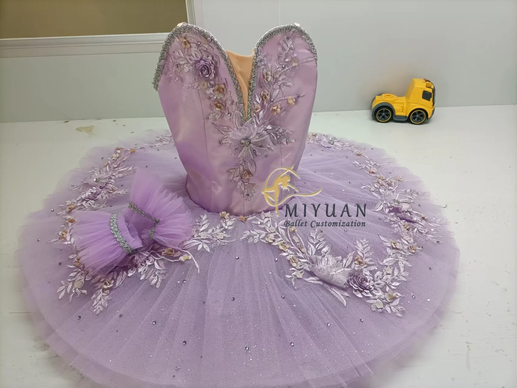 2024 New lilac violet tutu private custom adult children performance competition dress women's costume