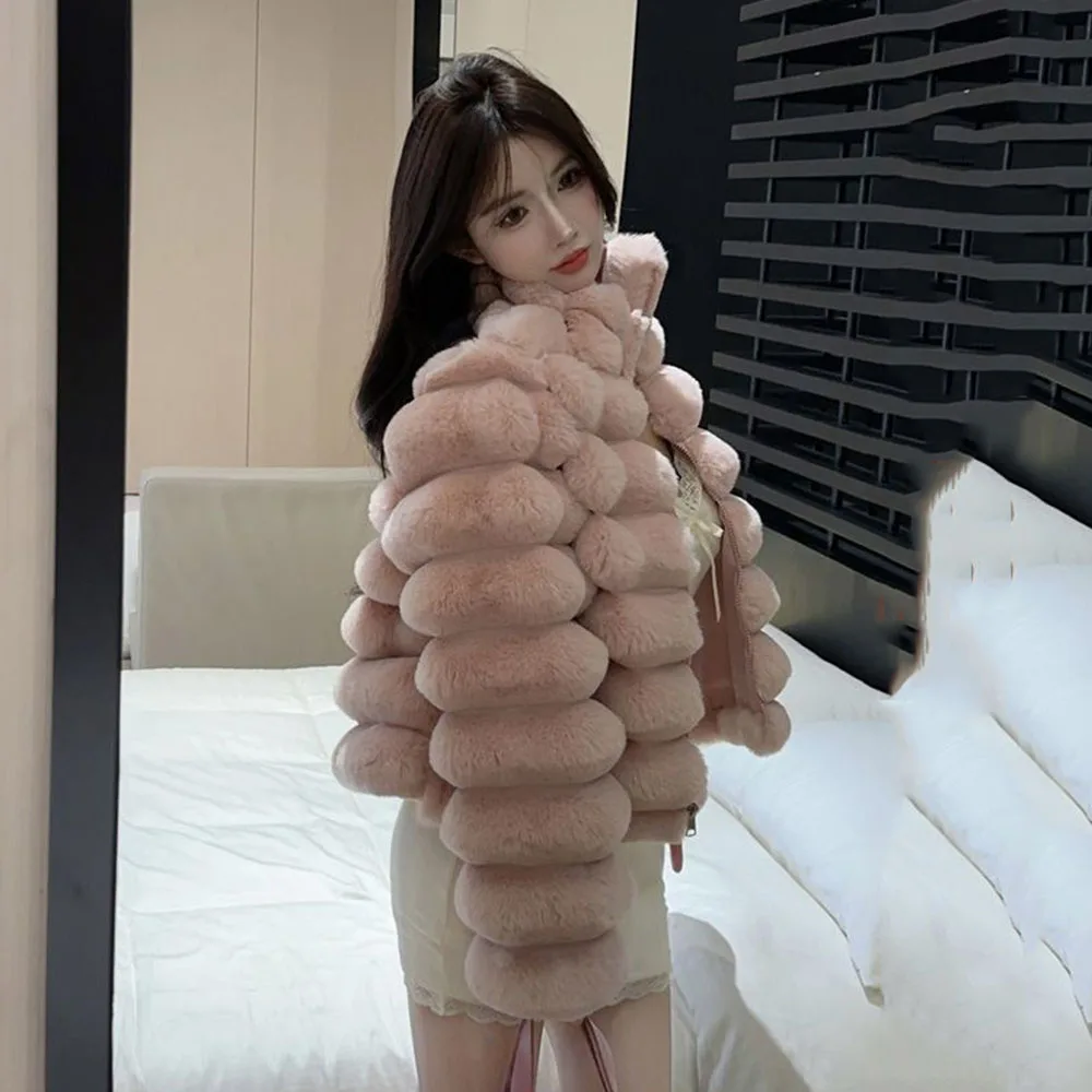 French Small Fragrance Fashion Ladies Fur Coat Temperament High-grade Pure Desire Wind Cute Slim Imitation Fur Short Coat Woman.