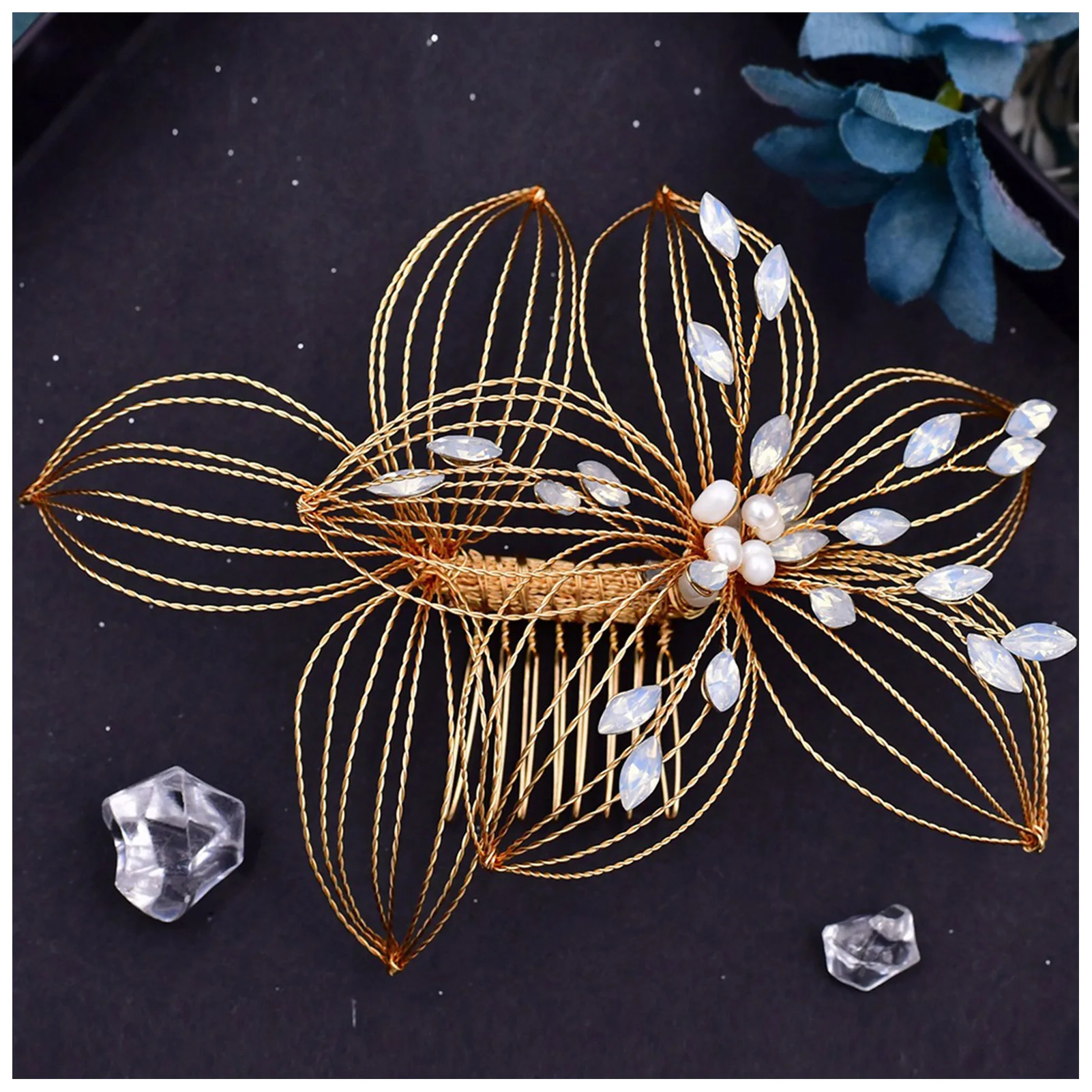 Handmade Wedding Hair Comb Leaf Hair Styling Tool Accessories with Pearls for Bridesmaid Hair Decorative Ornaments