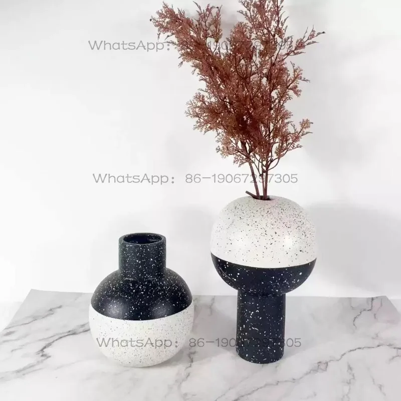 New Chinese Modern Black and White Textured Ball Ceramic Vase Soft Decoration