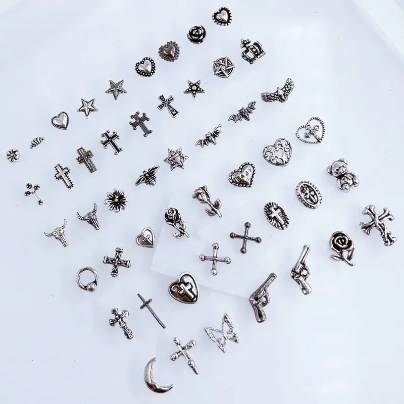 10Pcs/Lot Korea Metal Alloy Nail Art Parts Vintage Cross Flower Heart Gun Moon Bear Bull Bat 3D DIY Accessories Stickers Charms