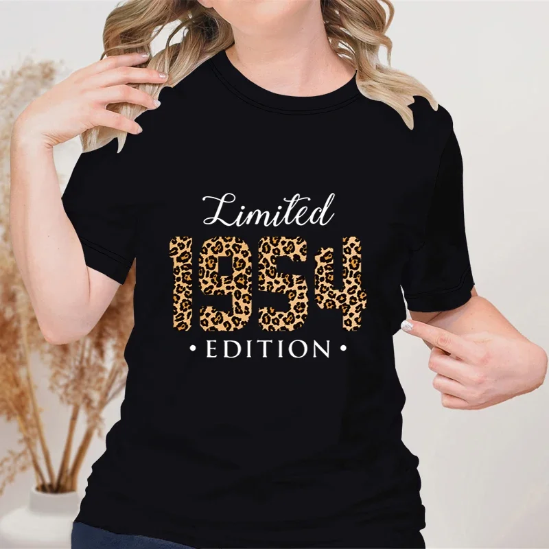 Limited Edition 1954 Woman Vintage T Shirts 70th Birthday Gifts for Women Vintage Crew Neck Graphic Tshirt Funny Female Clothing