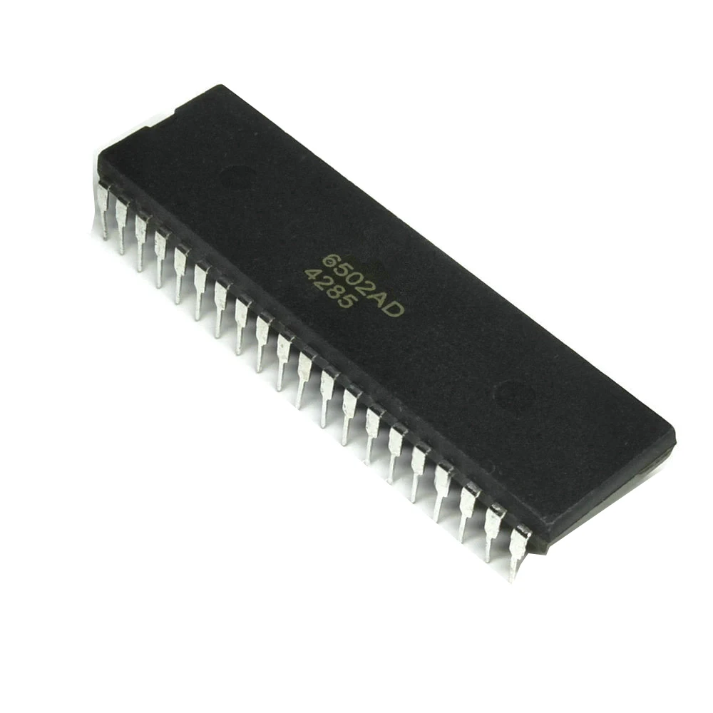 1 Stks/partij MOS6502 6502B Vintage procesor/procesor. 6502 MOS6502AD 6502AD Oude Cpu. DIP40 Ic i oryginalny w Voorraad