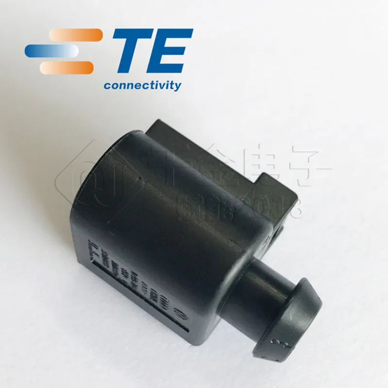 5set TE original connector 1717888-1 1J0973703 3P female with terminal  Latch Holder Receptacle 1 3pin Female Socket