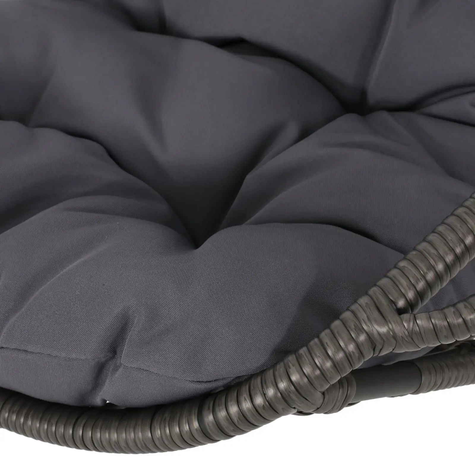 كرسي معلق بسلسلة بطول 8 أقدام