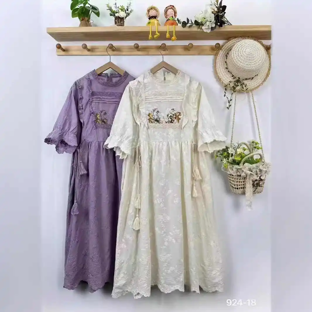 

Японское милое платье миди с цветочной вышивкой для девочек, женское летнее новое однотонное повседневное свободное платье с круглым вырезом и коротким рукавом