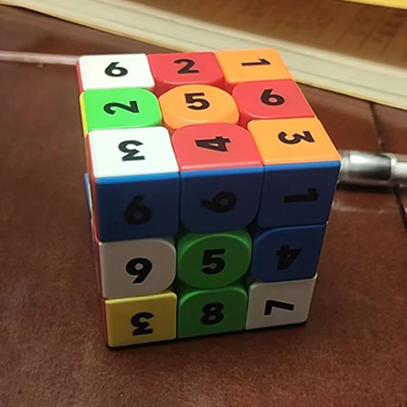 Cubo de velocidad con número de dirección de flechas, 3x3x3, tamaño 5,6 CM, rompecabezas, prueba IQ, juguetes educativos, los mejores regalos, zauberwürfel,,бик рубика