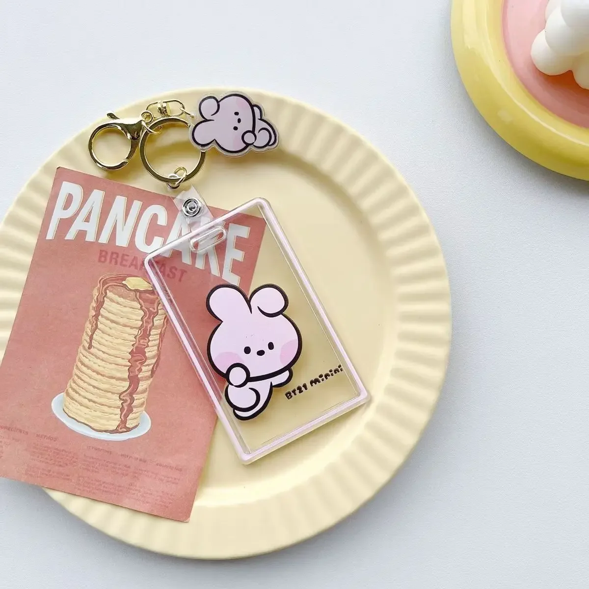 K-Pop New BT21 Kartenetui - Studentenausweis- und Buskartenetui - Brustplatte zum Schutz von Studentenmahlzeitenkarten – Detail 8