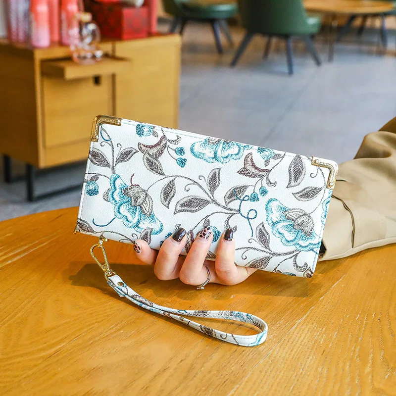 New Fashion Wallet Retro Flower Hand Holding Coin Wallet Simple Card Bag Long Multi-layer Wallet