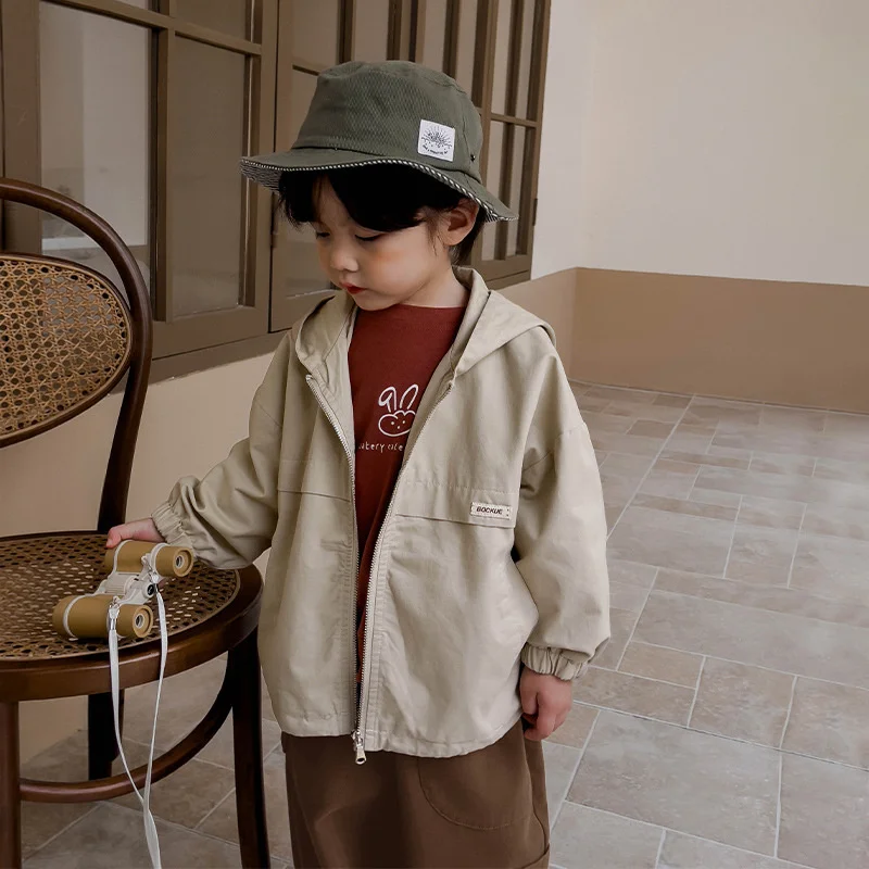 Jongensjas Overjas Windscherm Bovenkleding 2024 Beige Lente Herfst Katoen Hoge Kwaliteit Kerstcadeau Kinderkleding