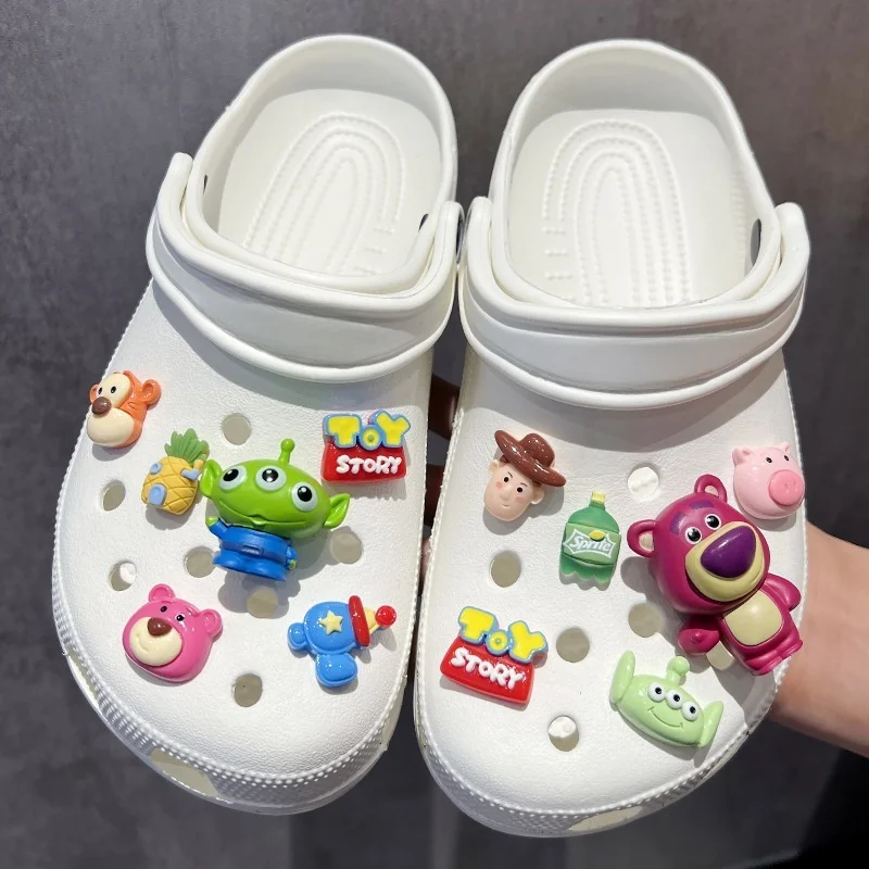 

New MINISO strawberry bear Shoes charms Set Fashion DIY Removable Shoe Accessories For Sandals Party Holiday Gifts