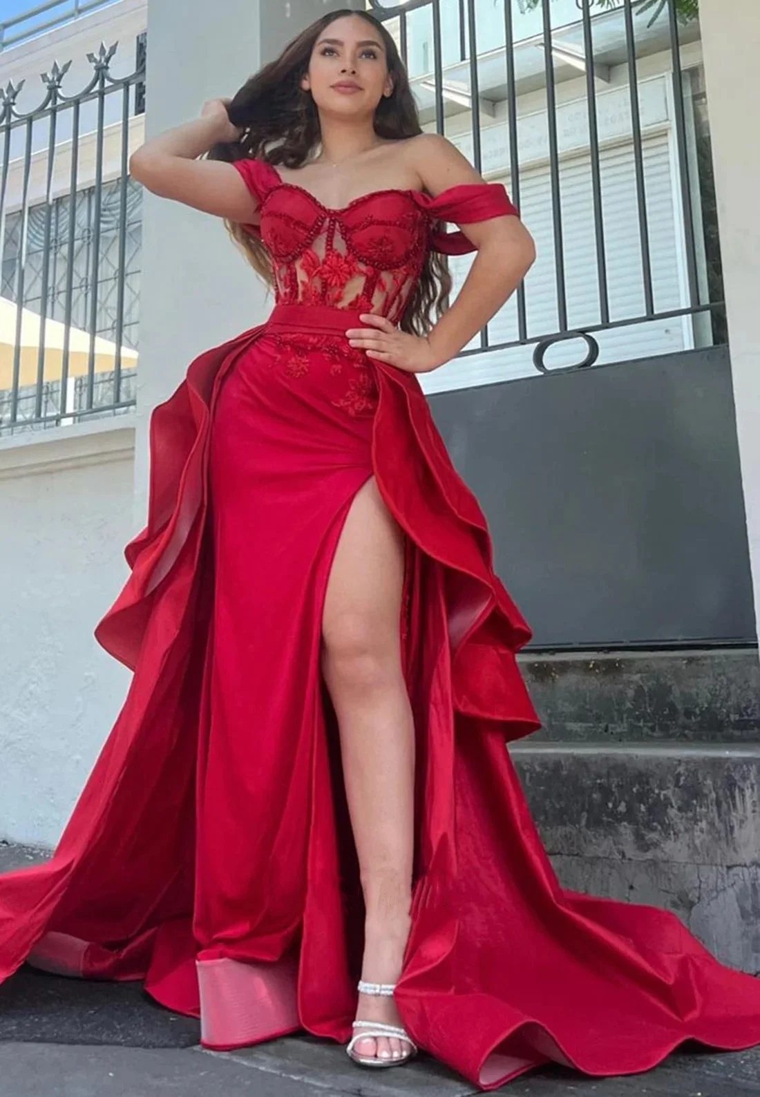 Mermaid Prom Dress With Slit Off Shoulder Lace Applique Beaded Satin Ruffles Sweetheart Sweep Train Evening Gowns Women Elegant