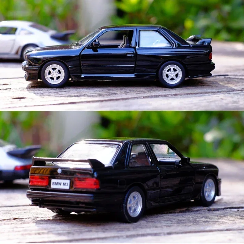 1/36 Skala BMW M3 1987 Modele samochodów zabawkowych Alloy Diecast Doors Opened Pull Back Retro Modele pojazdów dla dzieci Chłopcy Kolekcja prezentów