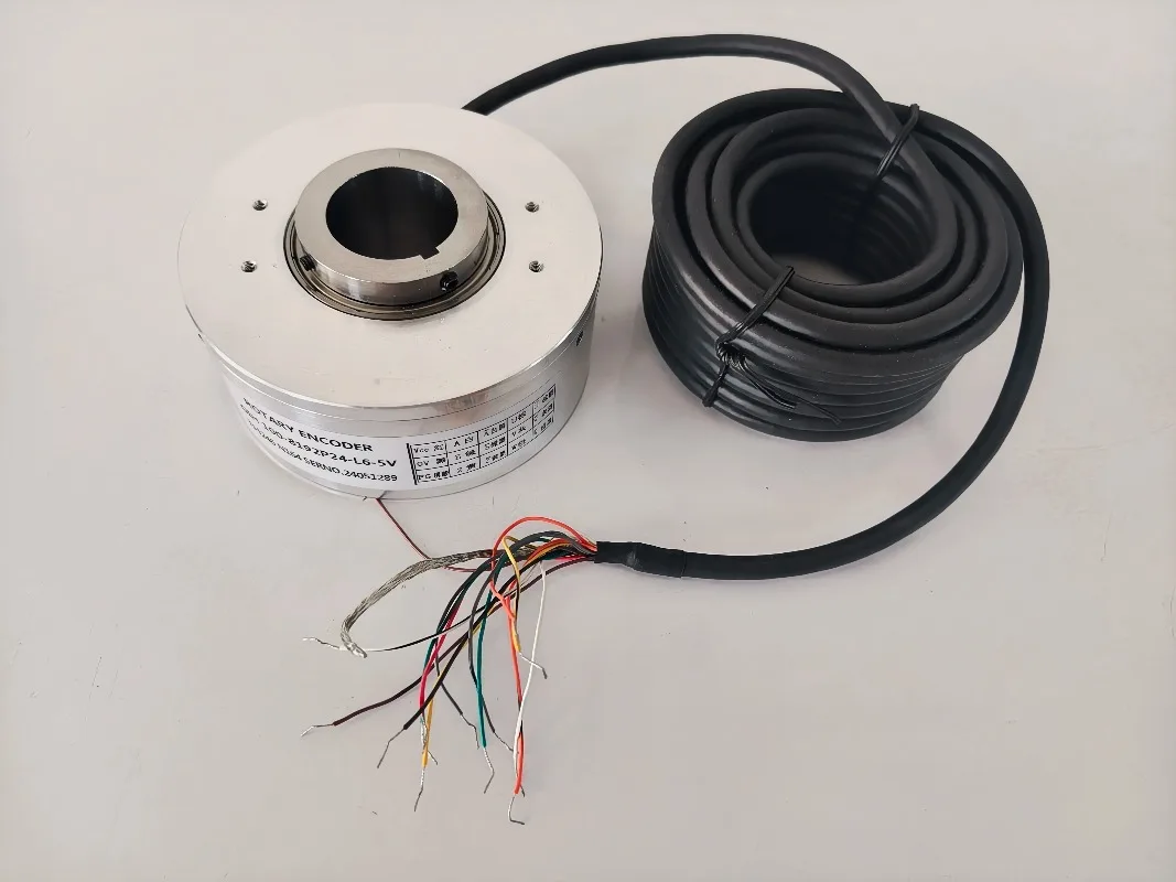 OIH100-8192P24L6-5V TS5246N146 Tamagawa 100mm 30mm Hollow Shaft Optical Elevator Encoder 8192 PPR DC5V Differential UVW