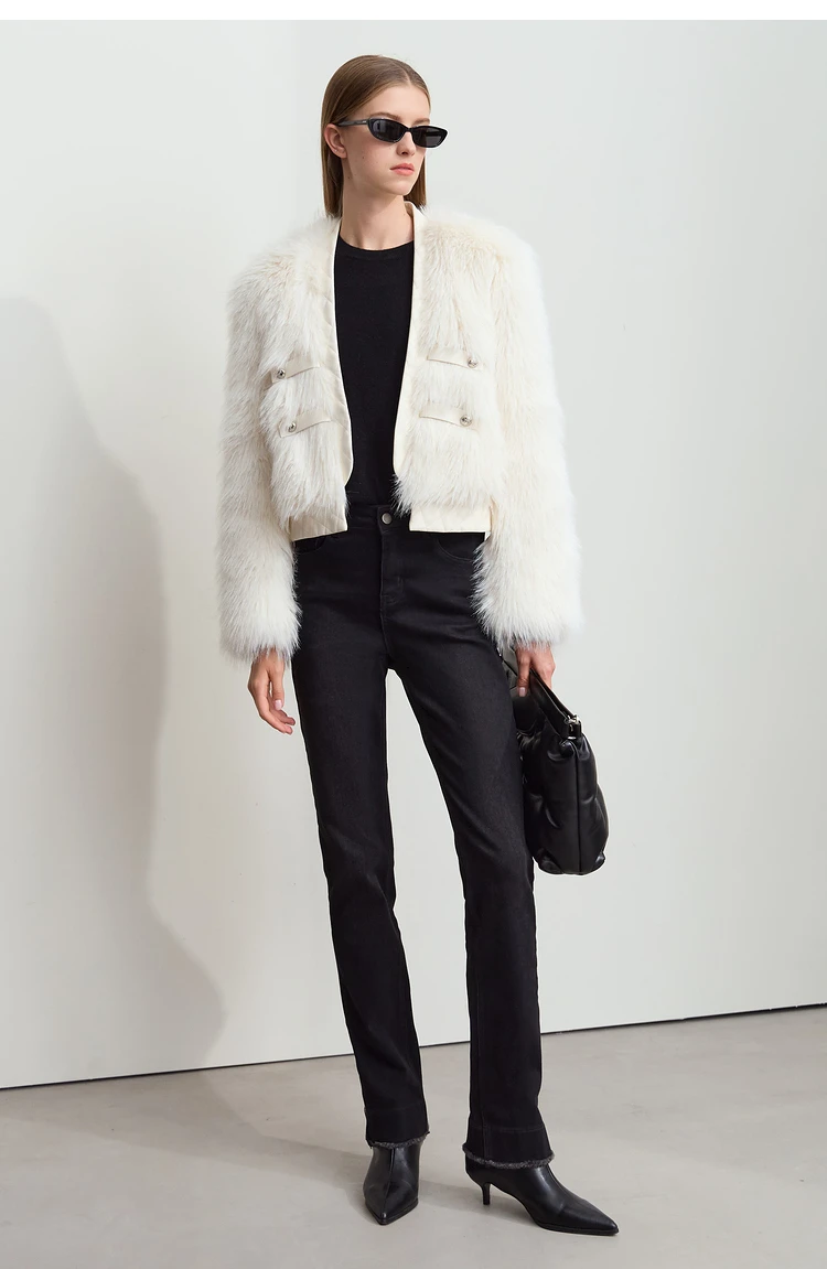 AMII 2026 Winter New Fur Jacket Solid Color Modern Warm Outerwear V-neck Imitation Fur Loose Spliced PU Top Female 12424012