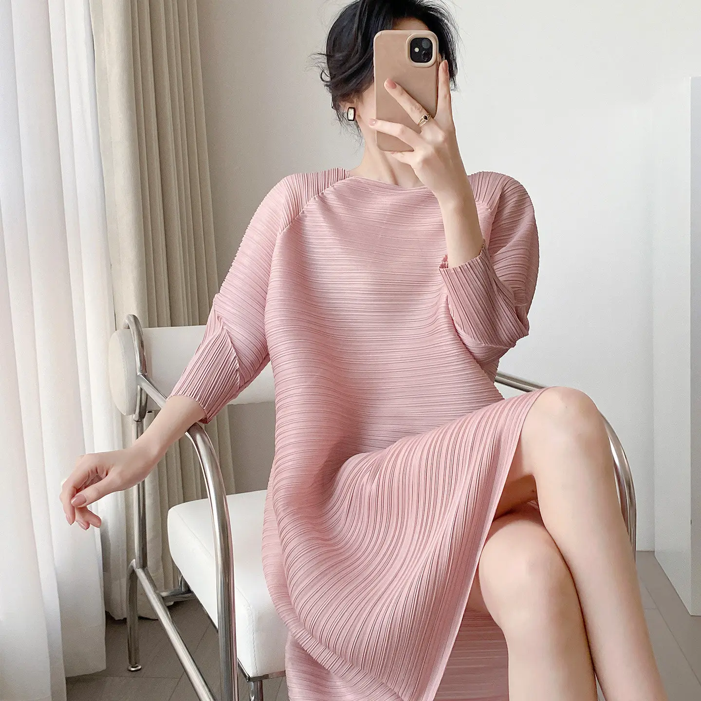

Miyake Folds 2026 Spring New Fashion Dress Color Loose Age Reduction in The Long Section of The Gentle Commuter Style Skirt