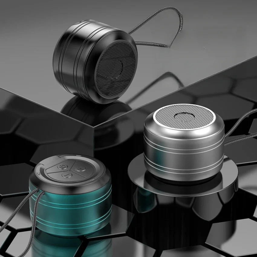 블루투스 무선 스피커 미니 스트랩 360 ° 파티 사운드바를 위한 서라운드 스테레오 강력한 베이스 야외 휴대용 서브우퍼