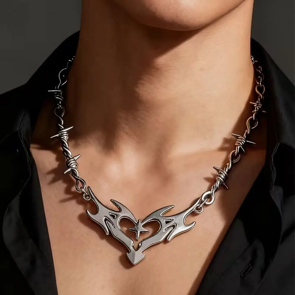 Barbed Wire Flame Heart Choker Sweet and Cool Hippie Charm Y2k Thorns Necklace Clavicle Chain Punk Style Gothic Necklace