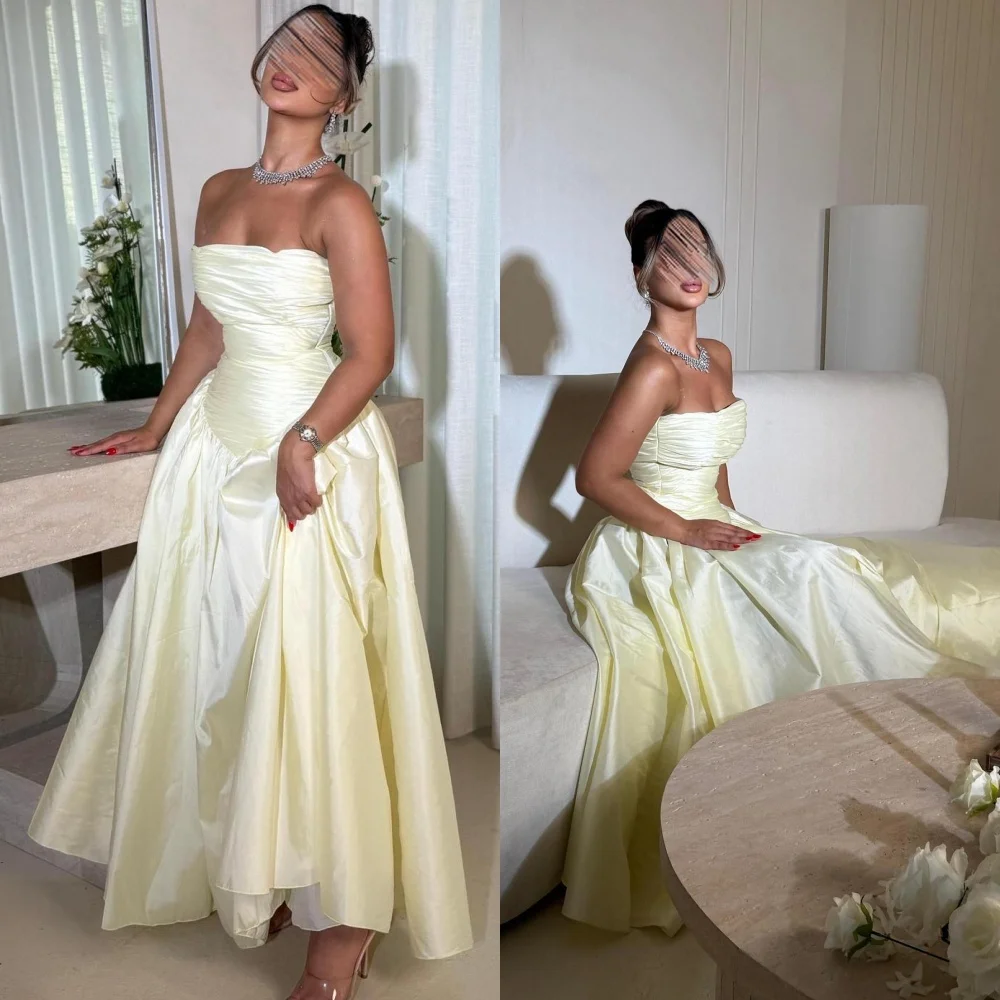

Customized Simple Strapless Sleeveless Evening Dress Elegant Jersey Prom Dresses Temperament Ruched A-Line Bridal Party Gowns