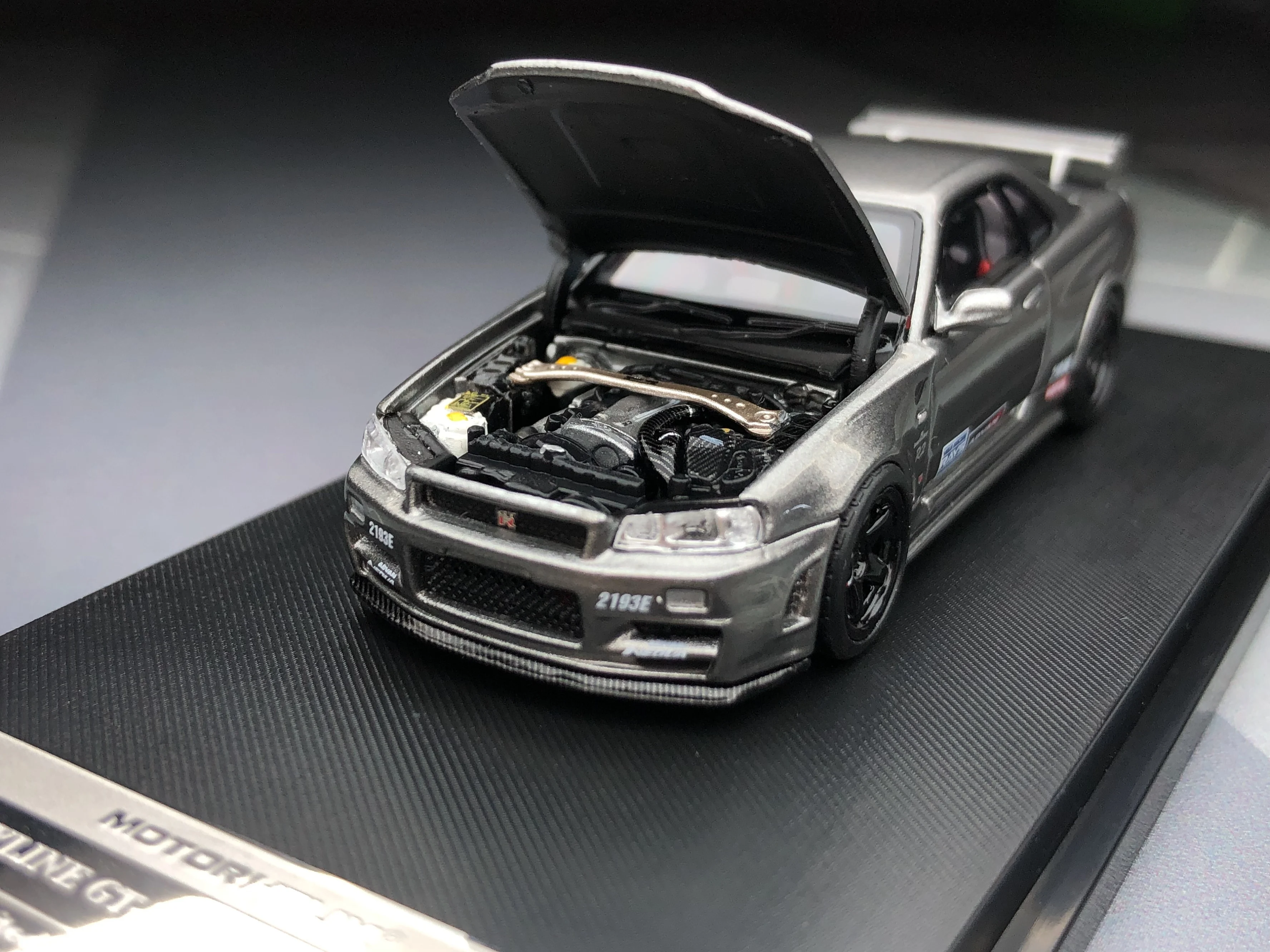 MH SKYLINE GT-R R34(NISMO) CRS VER 1/64 Gary Diecast Model Car Collection Limited Edition Hobby Toys