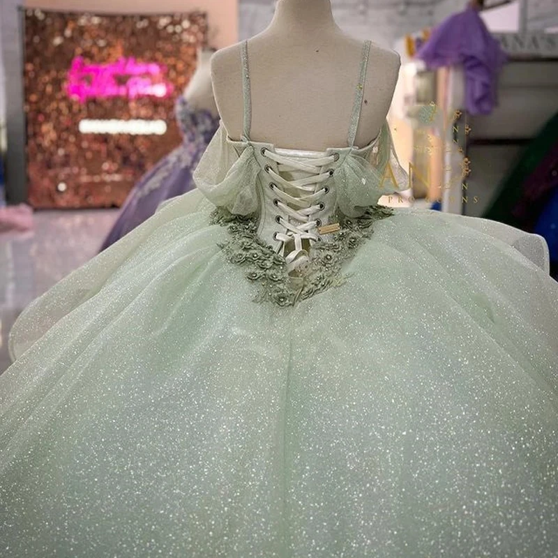 ANGELSBRIDEP Sábio Verde Vestido Quinceanera 15 Anos de Idade Mexicano Menina Partido Lace Apliques Flores Espartilho Vestidos De Quinceañera