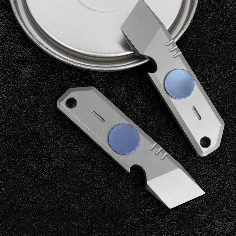 Titanium Alloy Pry Bar Multifunctional Screwdriver Finger Gyro Bottle Opener Car Window Breaking Keychain Tool