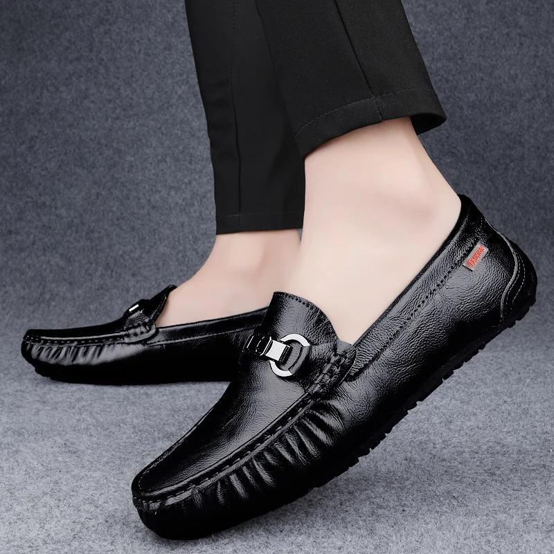 Cow Leather Men Metal Buckle Low Heel Loafers Fashion Shoes Handmade Moccasins Soft Leather Slip on Flats Footwear Driving