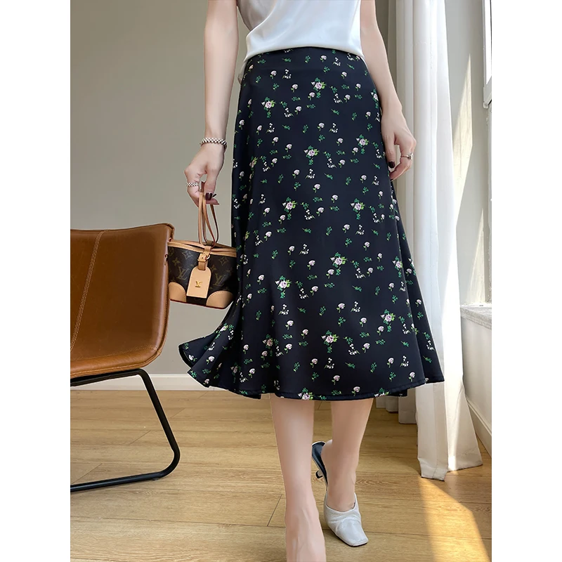 Fragmented Flower Women's Black Spring/Summer New Korean Edition Korean High end Design Feeling Skirt