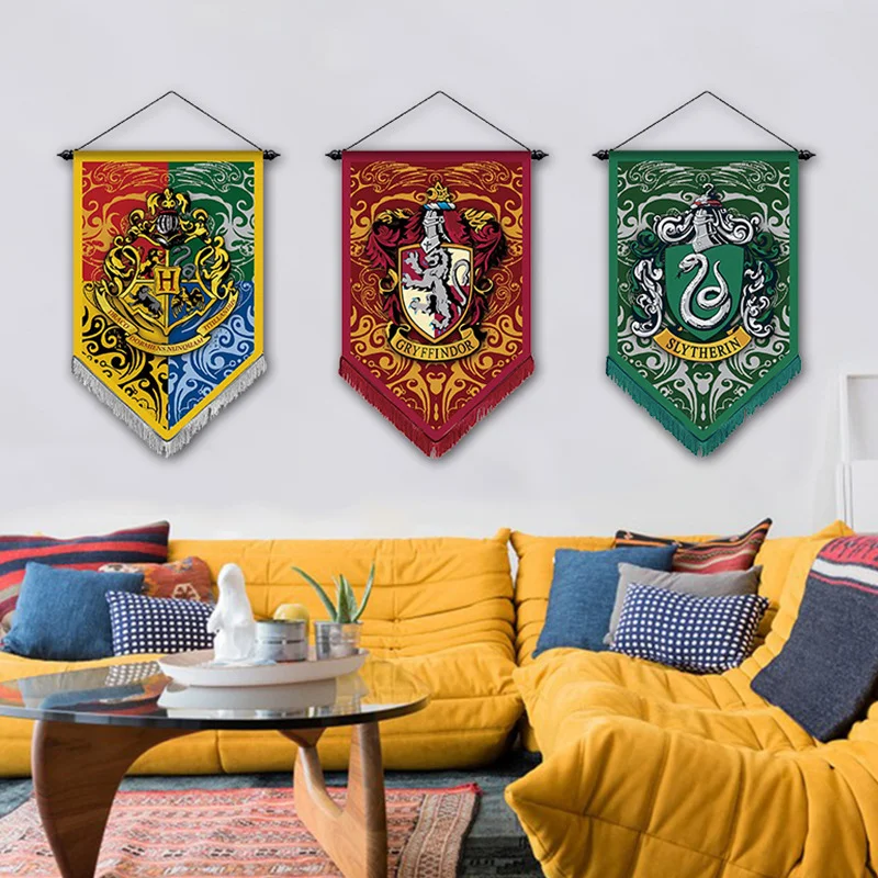 Harries Wizardry Four Colleges New Badge Style 45*70 cm Wohnzimmerdekoration Praktische und schöne Hängeflagge doppelseitig