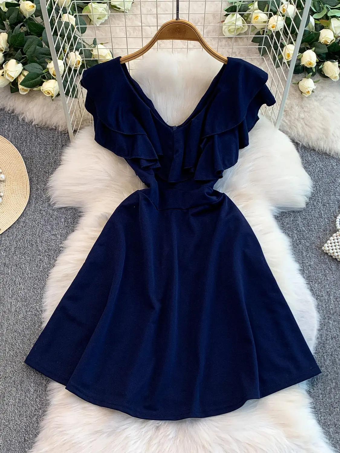 

Женское темно-синее мини-платье А-силуэта для вечера, винтажное элегантное платье без рукавов с V-образным вырезом, роскошное цельное платье для женщин, лето 2026