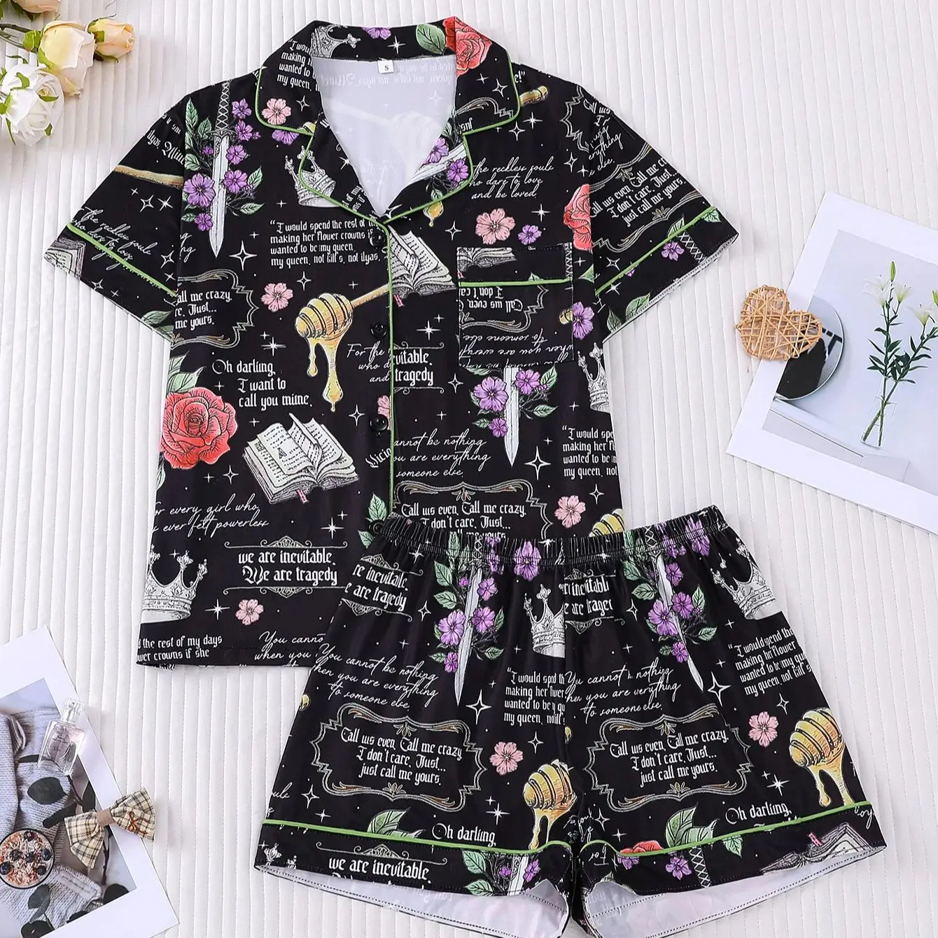 

Dark Fairy Tale Element Pajama Set for Women, Flip Collar Short Sleeve Home Clothes, Casual and Versatile, Can be worn outside