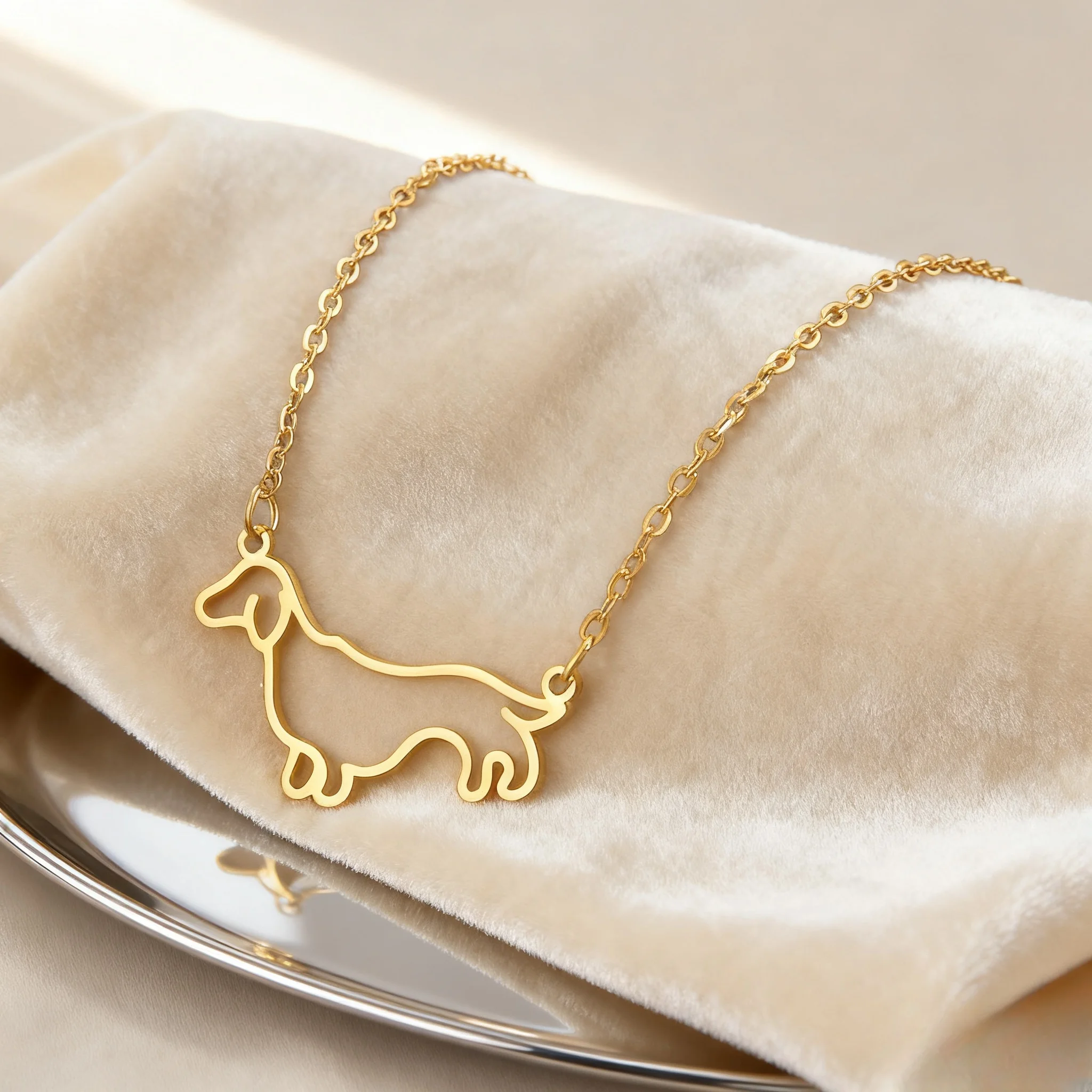 Modische Kurze Würstchenhund-Halskette aus Edelstahl für Damen, Tiermotiv-Schmuck, Geschenk